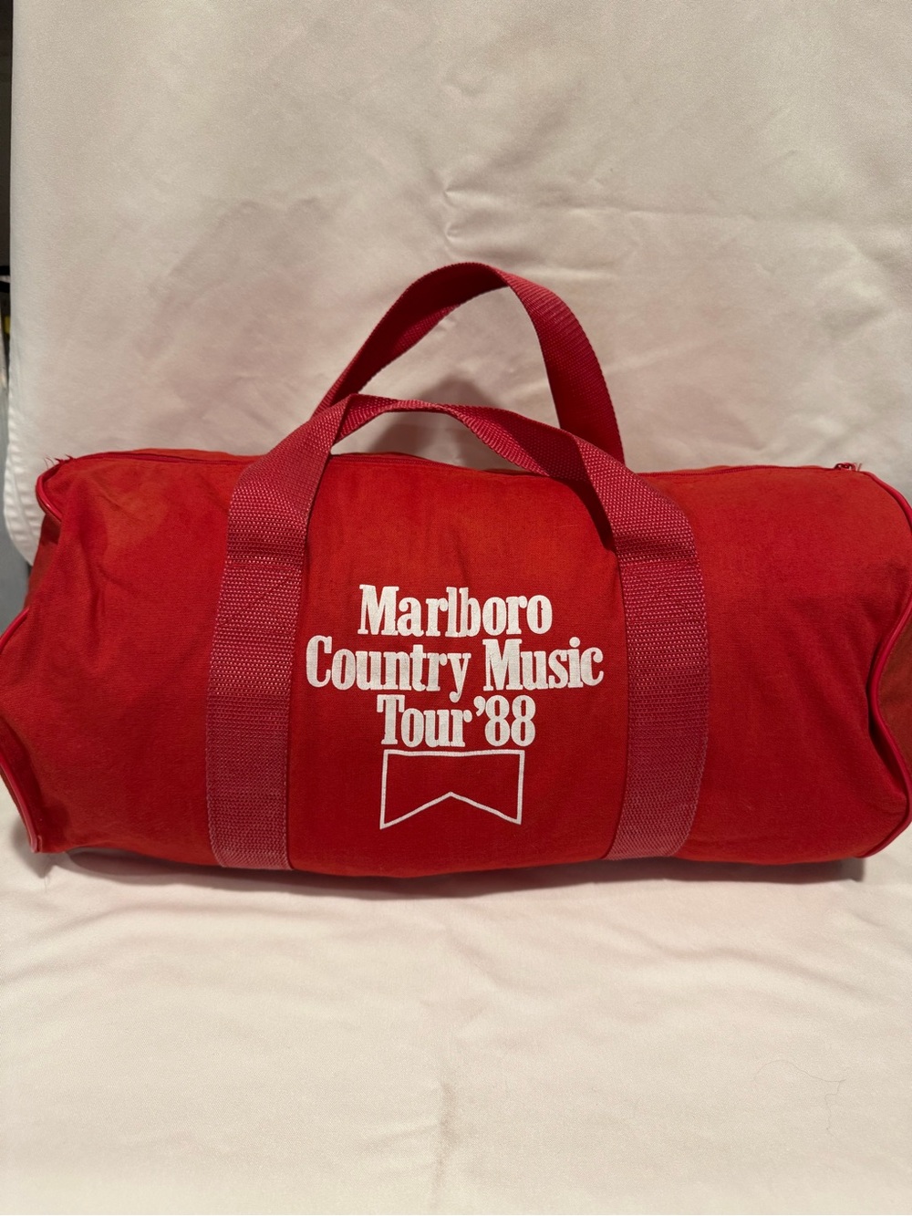 Vintage VTG Marlboro Country Music Tour '88 1988 Red‎ Duffel Bag Travel Carry On